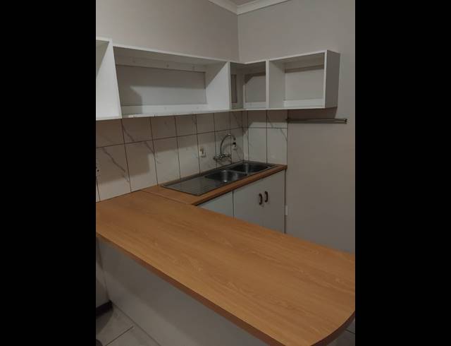 1 bed property to rent in MEIRINGS PARK